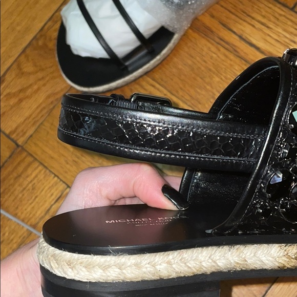 Michael Kors Collection Sandal - Picture 4 of 8